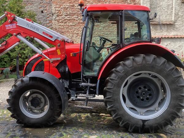 Kolový traktor Zetor Forterra 11441